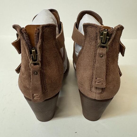 Zodiac Womens 8.5 M Mushroom Brown Leather Strappy Sandal Heels NIB ZL4